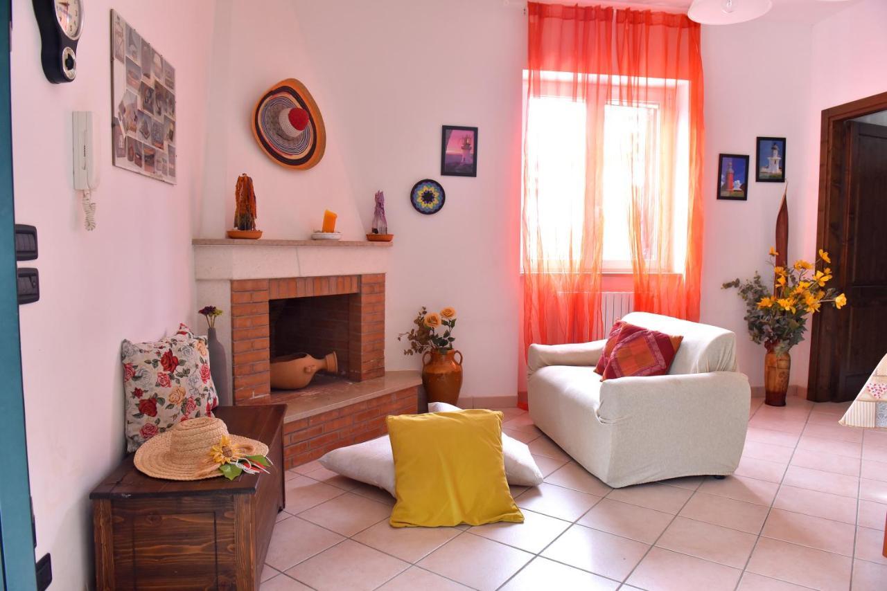 Lavanda Apartment - Villaggio Di Mary Locorotondo Bagian luar foto